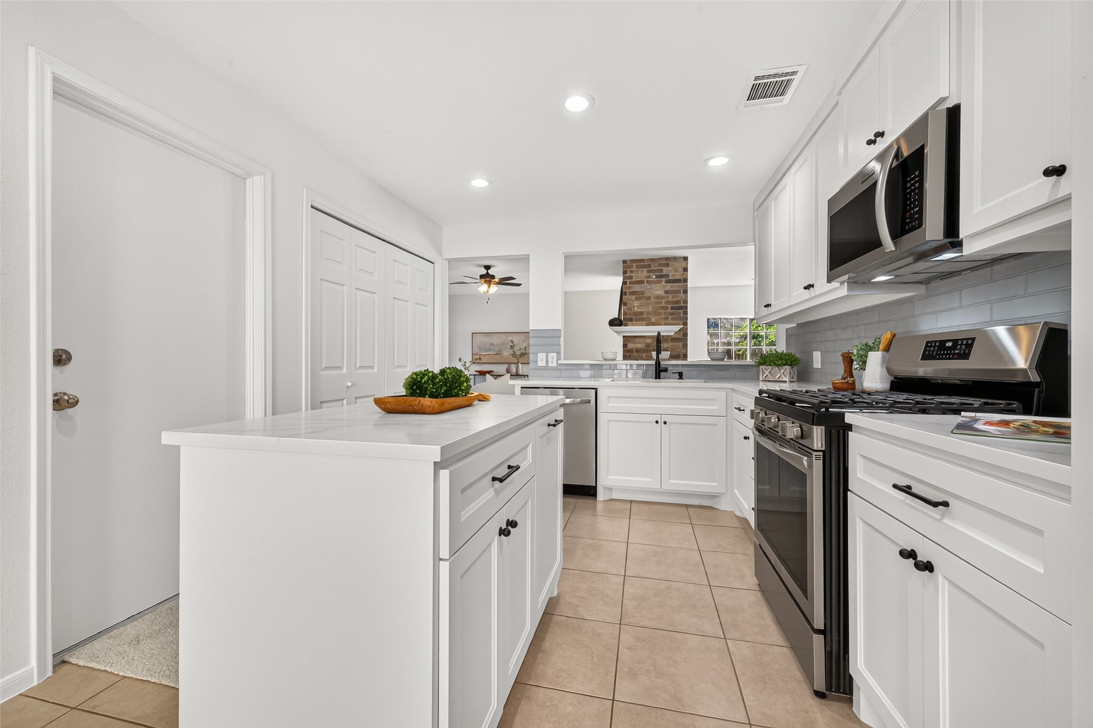 4706 Edinburgh Lane, Missouri City, TX 77459