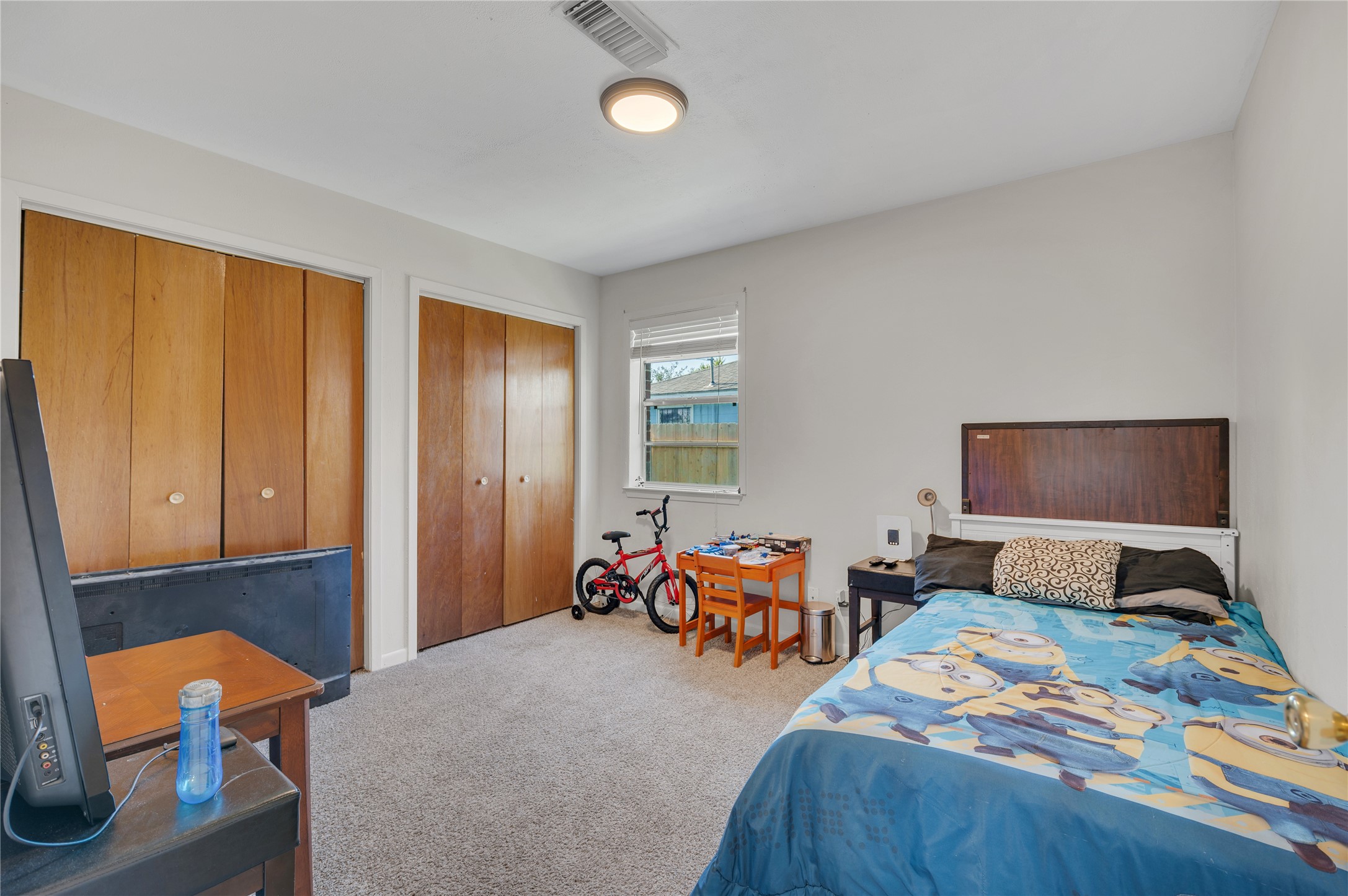 2713 Avenue C, Dickinson, TX 77539