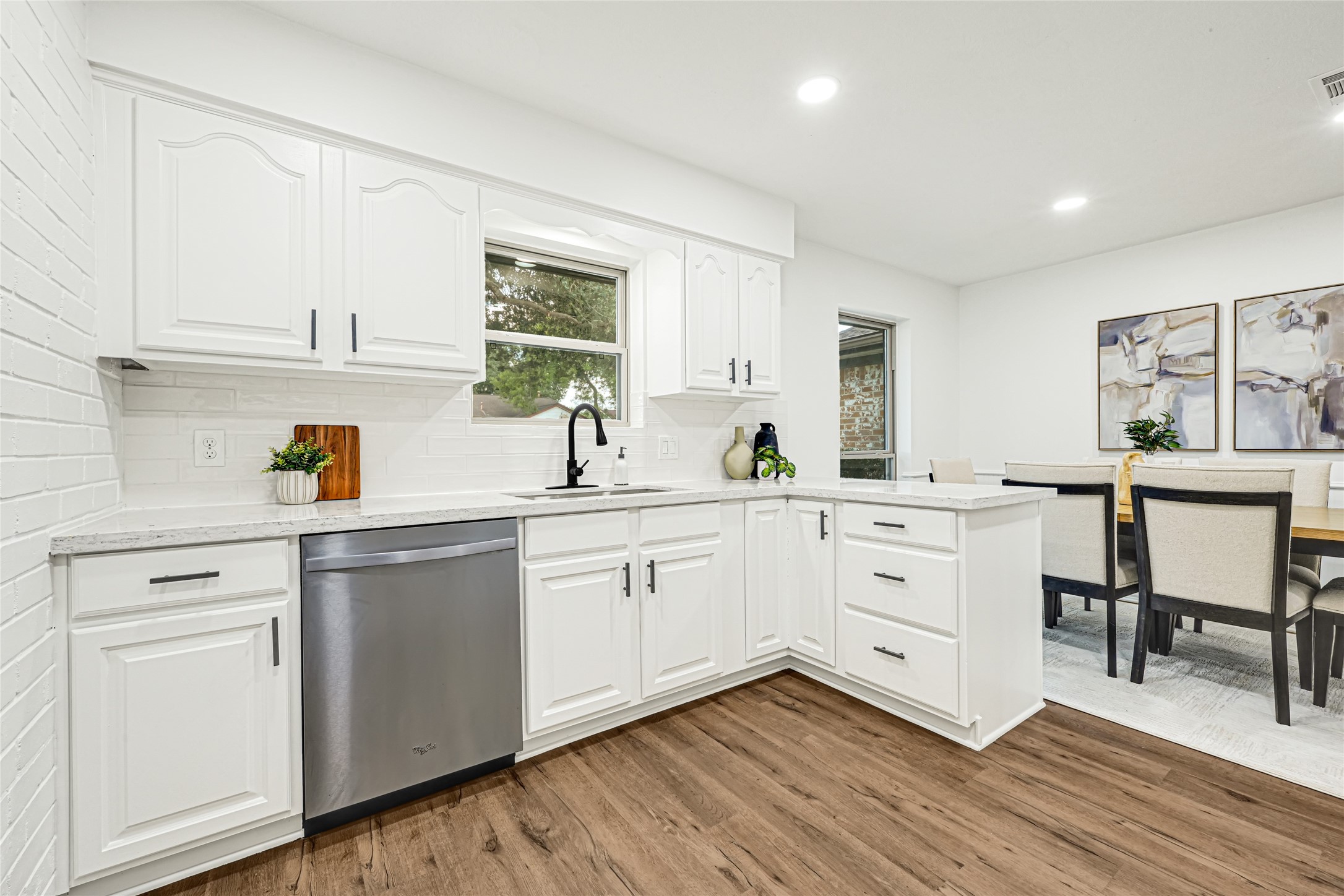 371 Windsor Square, Alvin, TX 77511