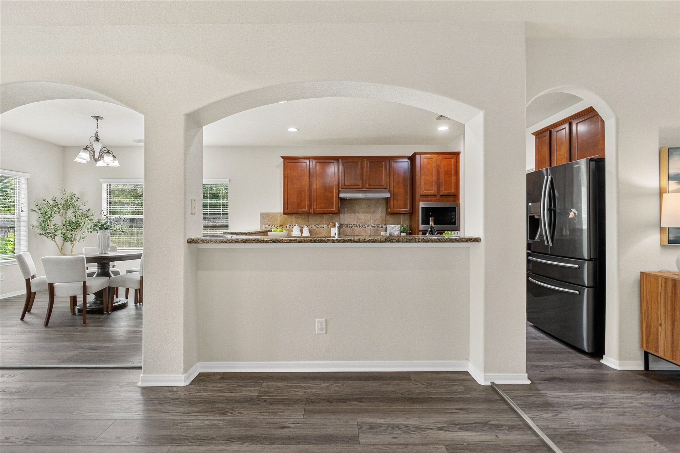 Your breakfast bar creates the perfect spot for casual meals, homework, or chatting with guests while preparing your favorite dishes.