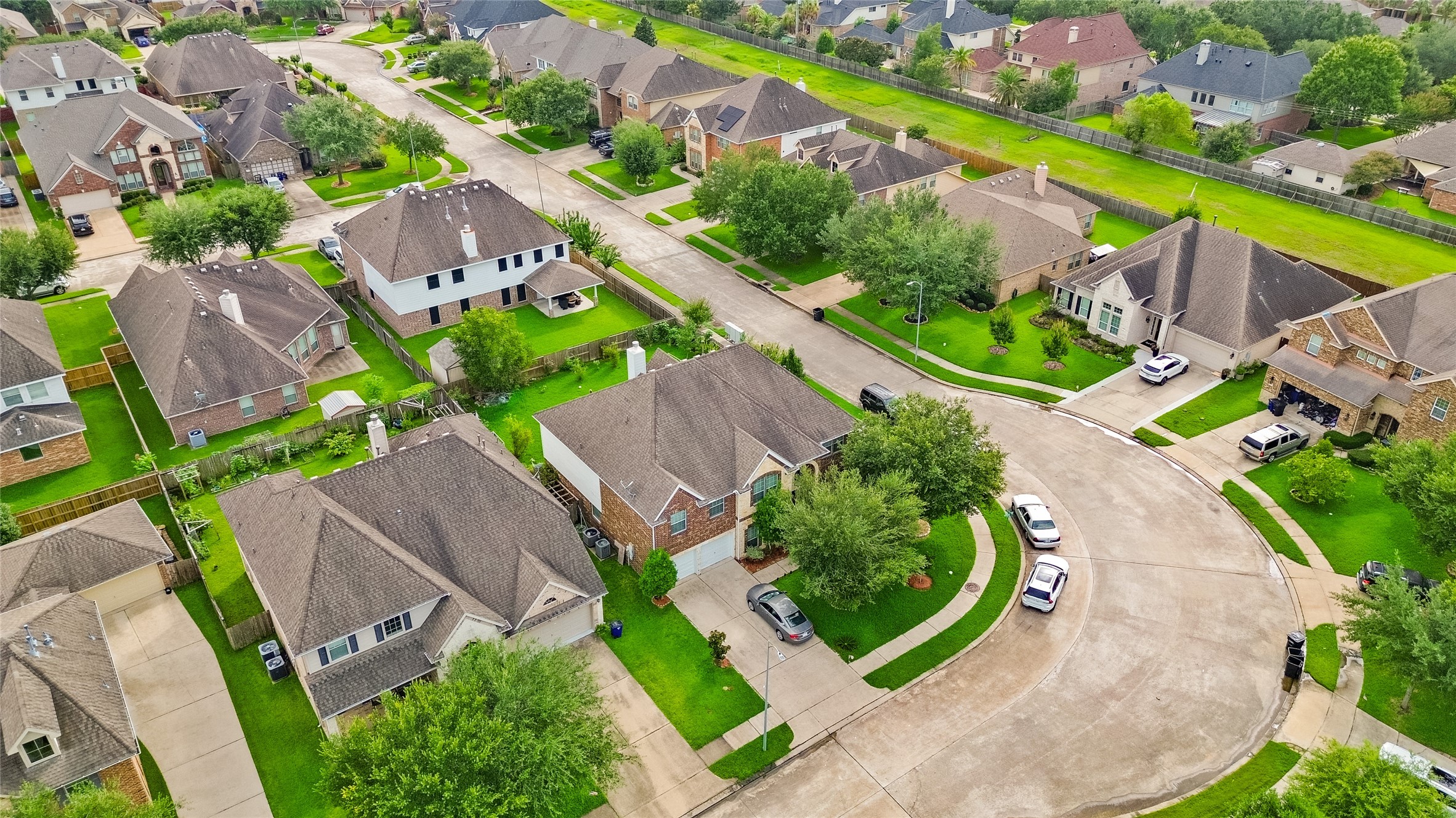 Your neighborhood gives you a peaceful setting while keeping you close to everything you need.
