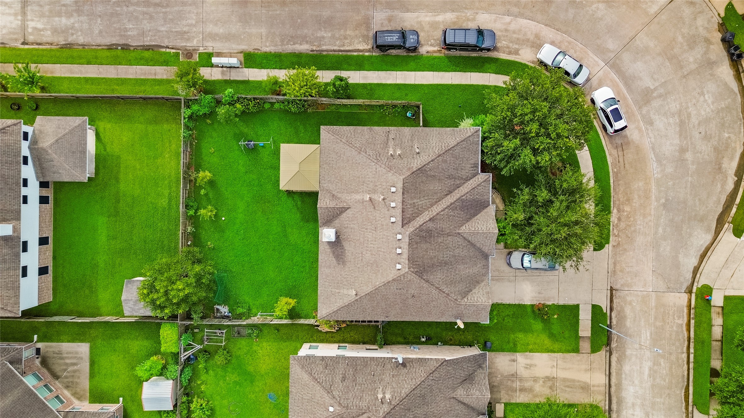 Your oversized backyard gives you plenty of room to relax, entertain, play, or create the outdoor space you've always wanted.