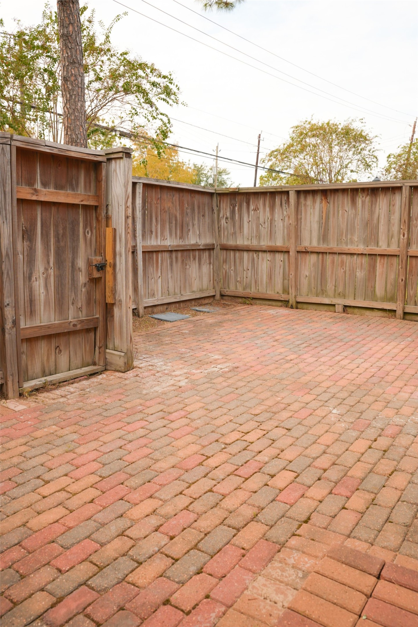 880 Tully Road, #26, Houston, TX 77079