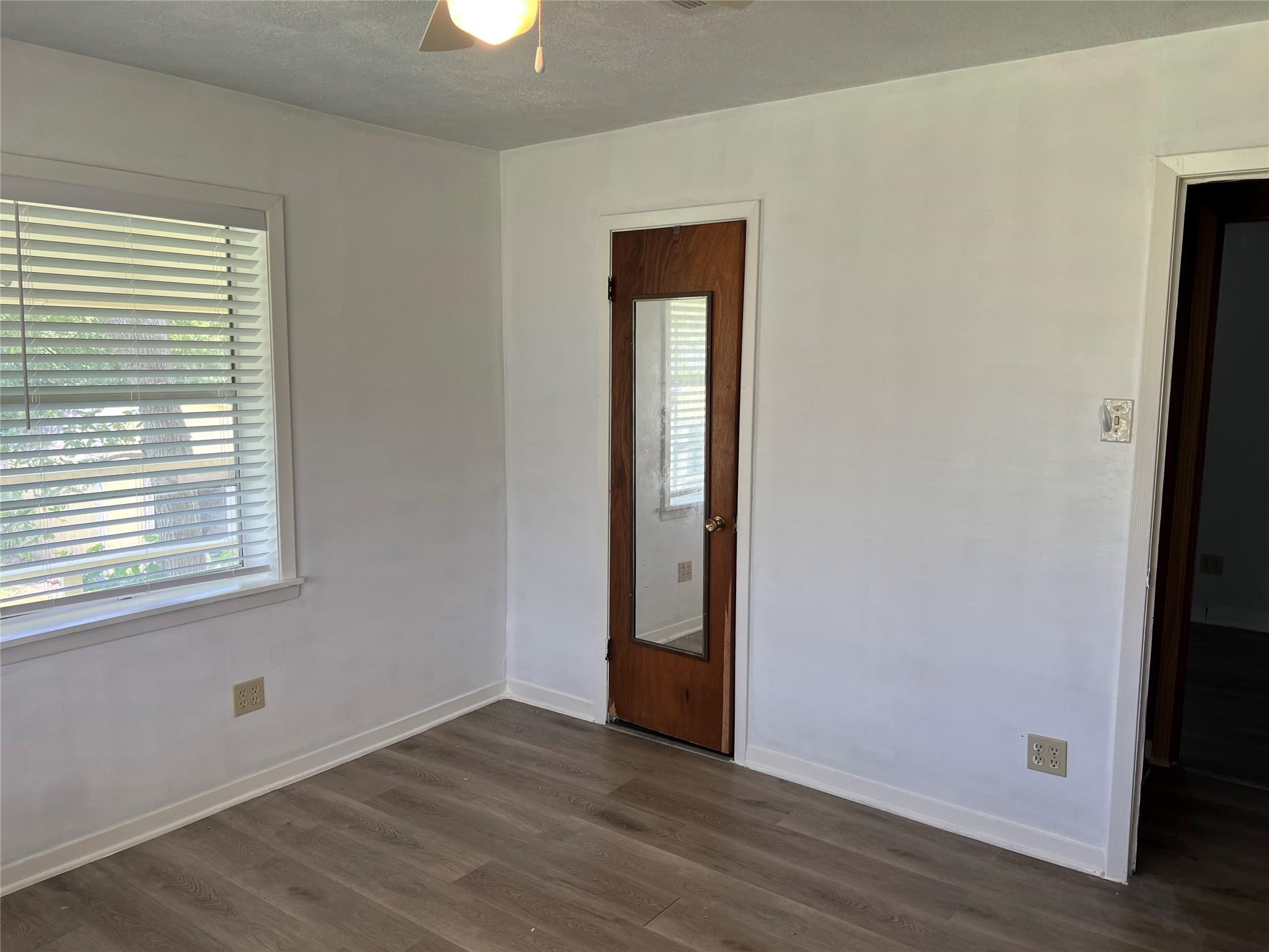 215 13th Street, San Leon, TX 77539 215 13th Street, San Leon, TX 77539