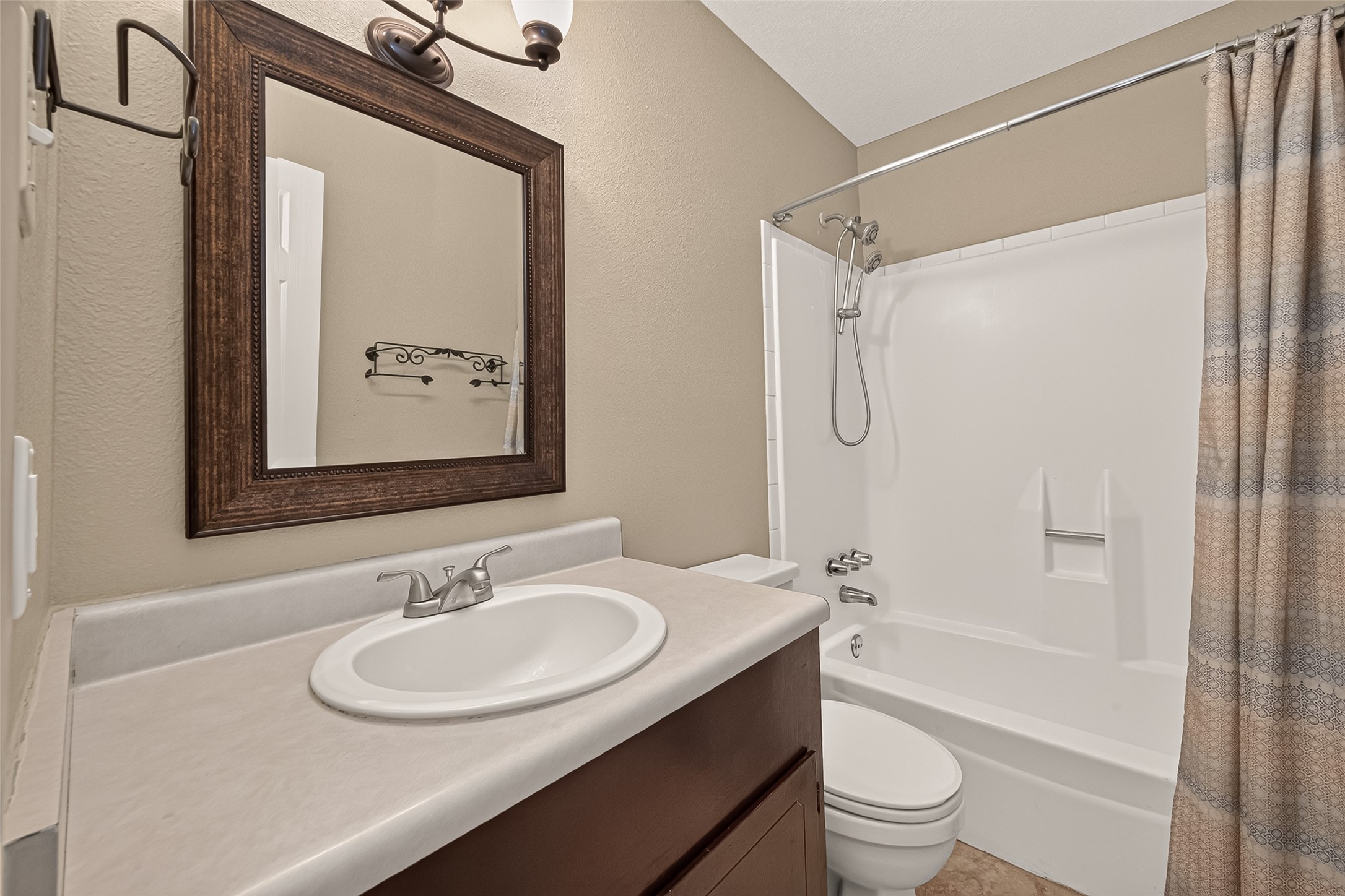 2606 Bammel Timbers Lane, Houston, TX 77068