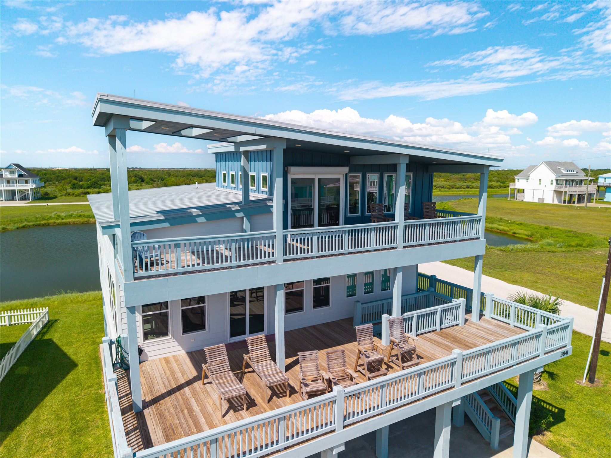 3841 Biscayne Beach Road, Crystal Beach, TX 77650
