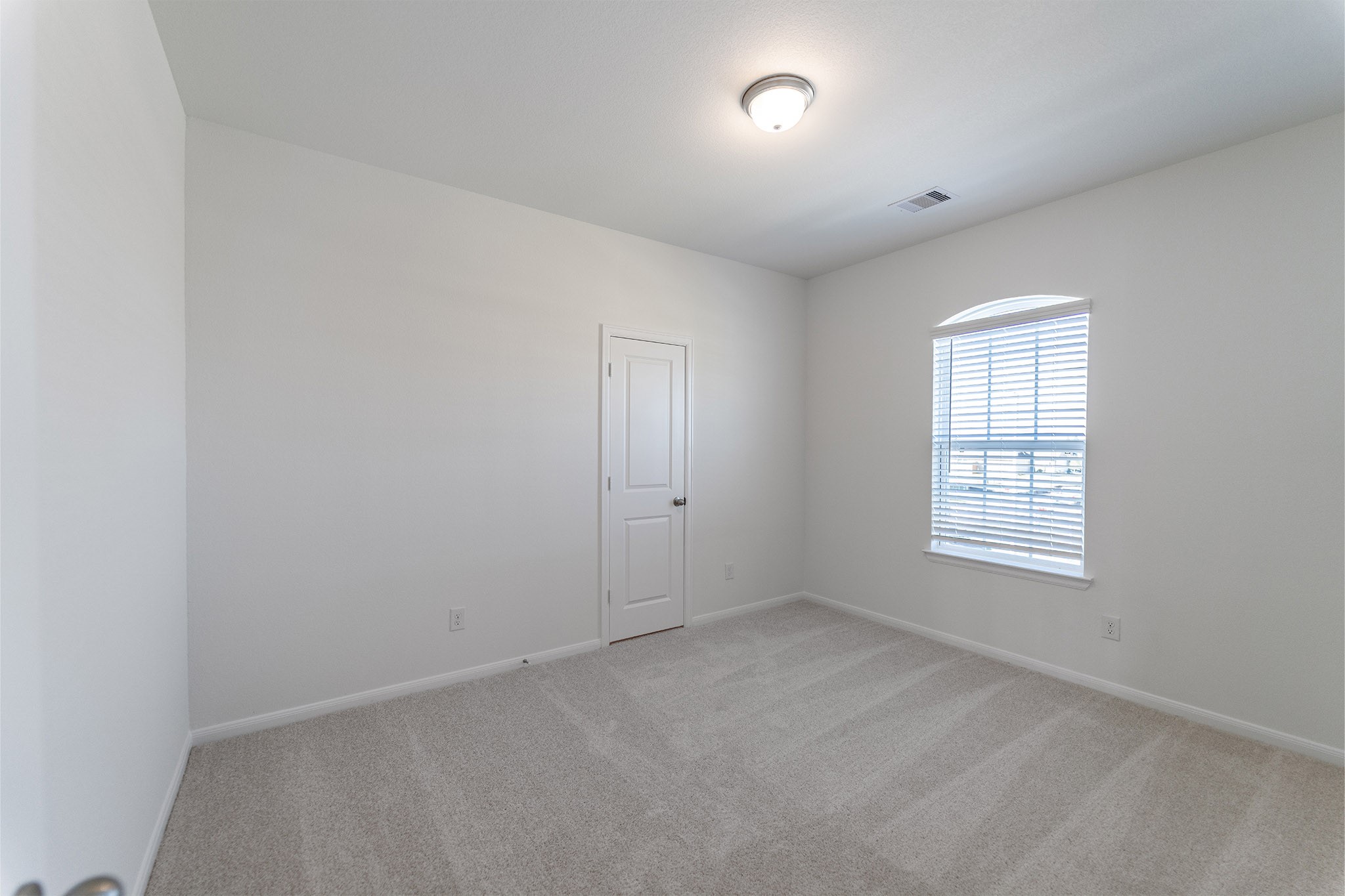 13821 Sabine Lake Drive, Texas City, TX 77568
