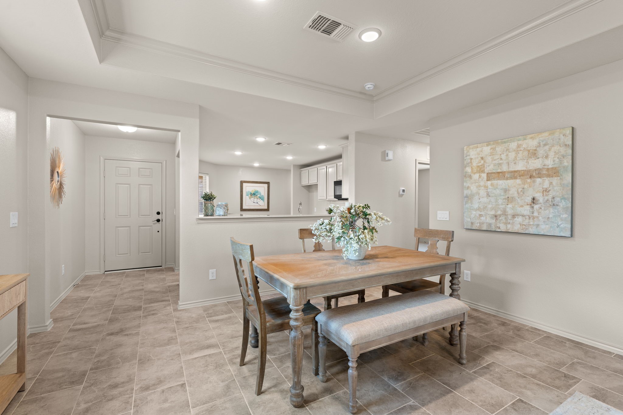 GOOD FOOD, GREAT COMPANY! Create special memories around the dining table in your new Sweetgrass home!