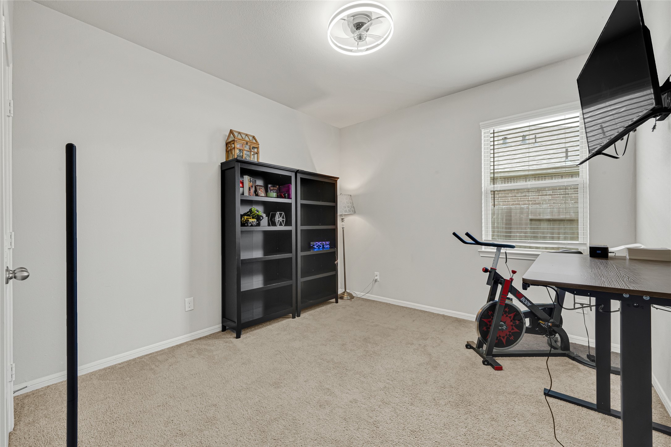 Flexible bonus bedroom designed to adapt to your lifestyle.