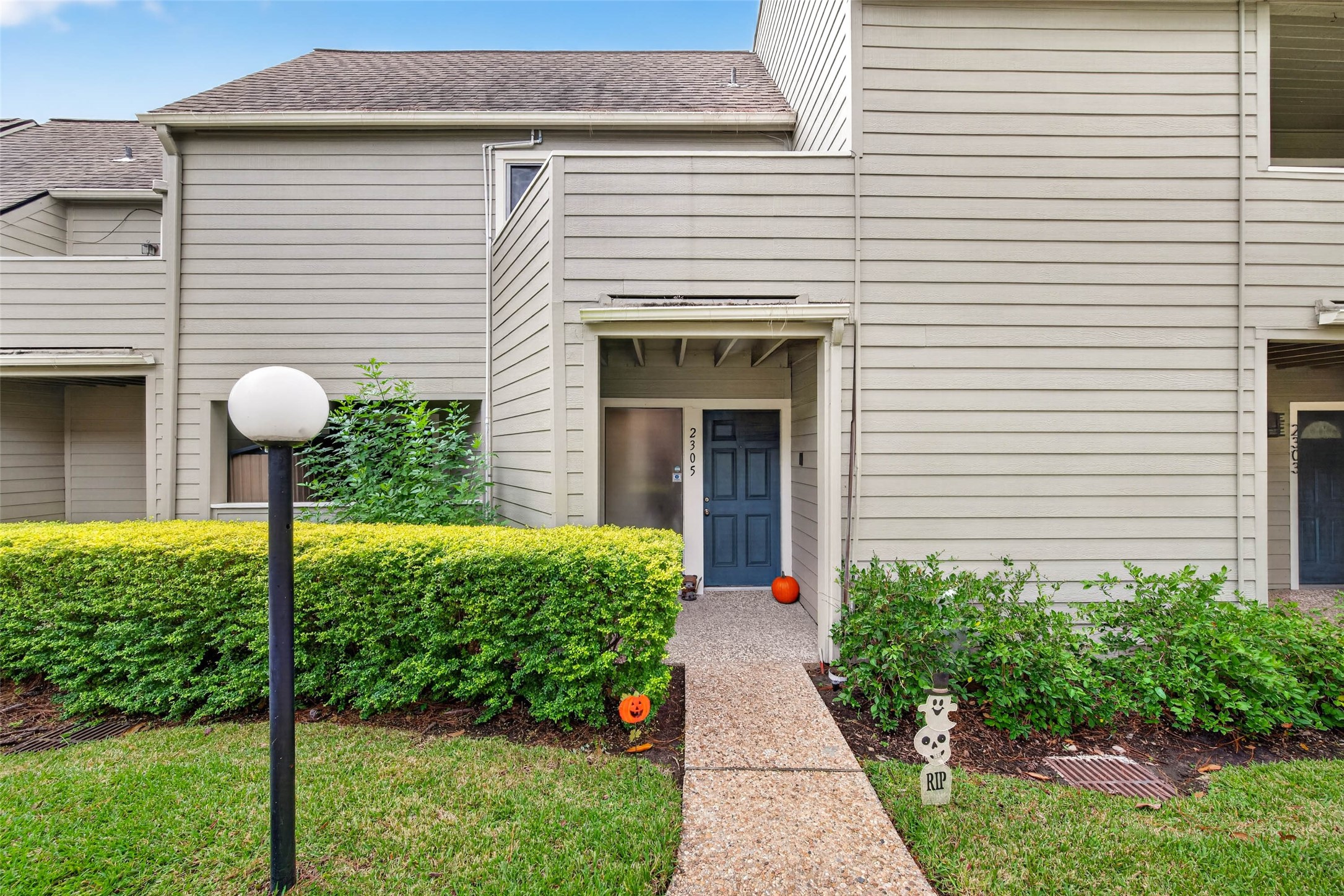 2305 Briarwest Boulevard, Houston, TX 77077 2305 Briarwest Boulevard, Houston, TX 77077