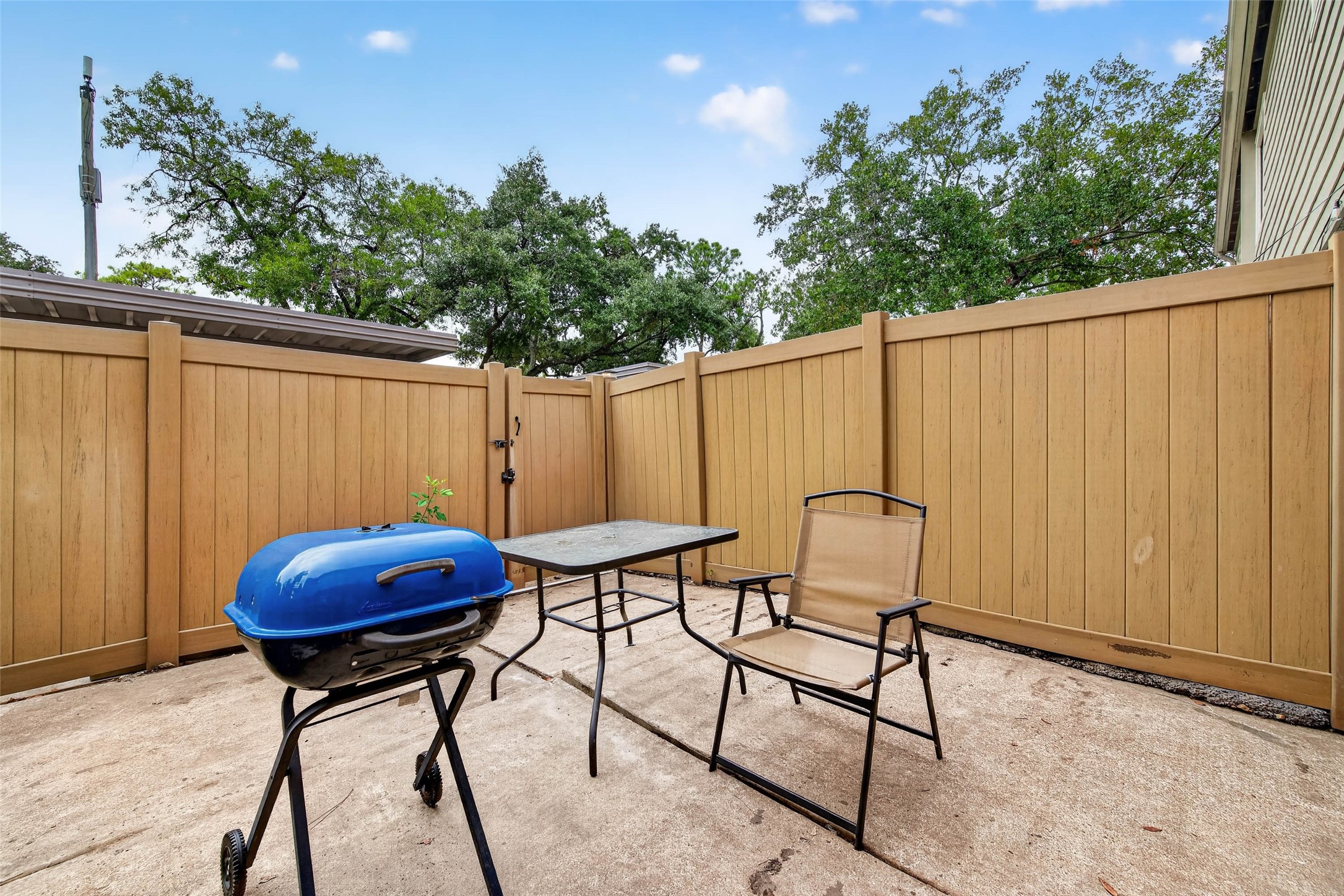 2305 Briarwest Boulevard, Houston, TX 77077