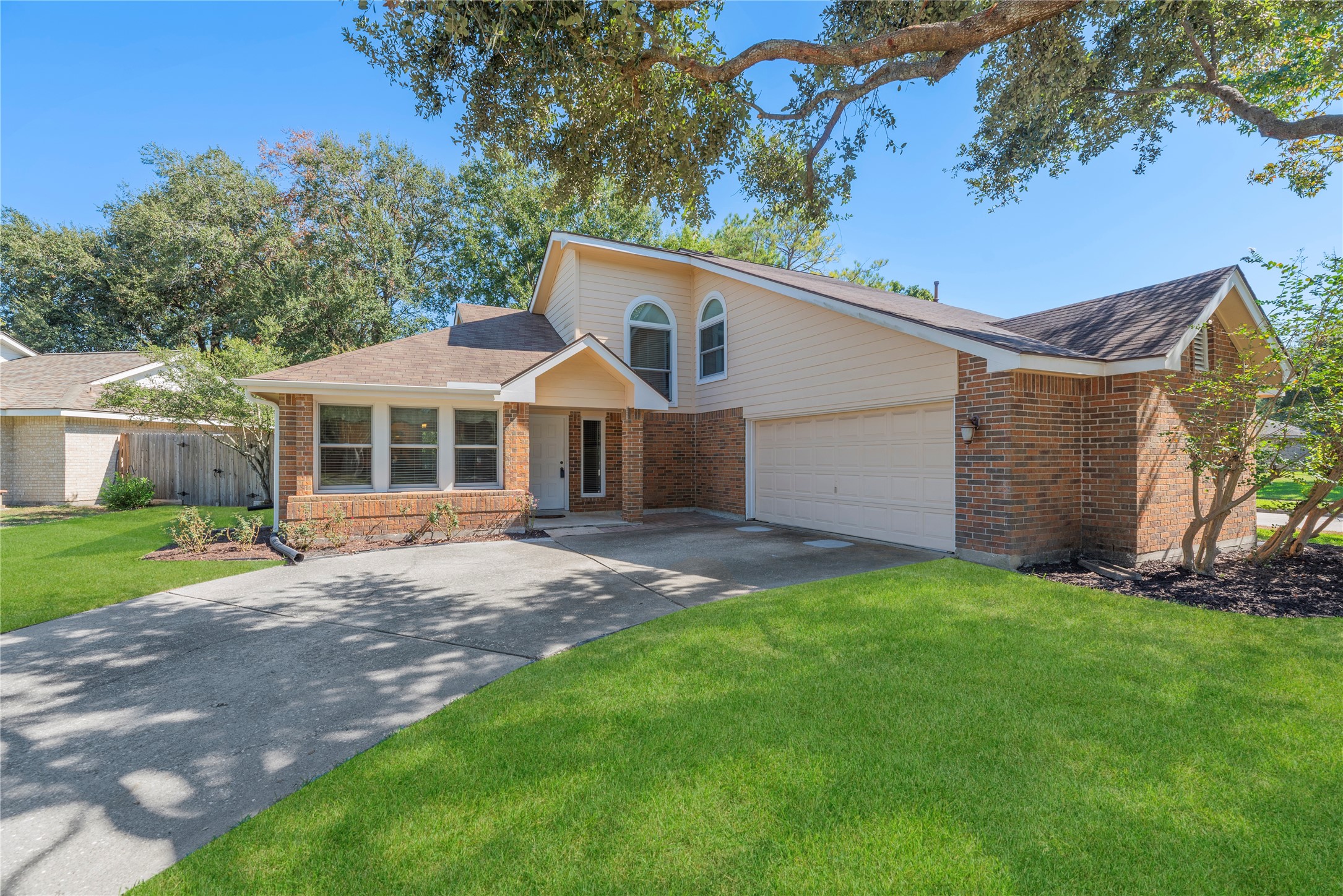 Welcome to 9810 Haverdown Drive. Welcome to 9810 Haverdown Drive.