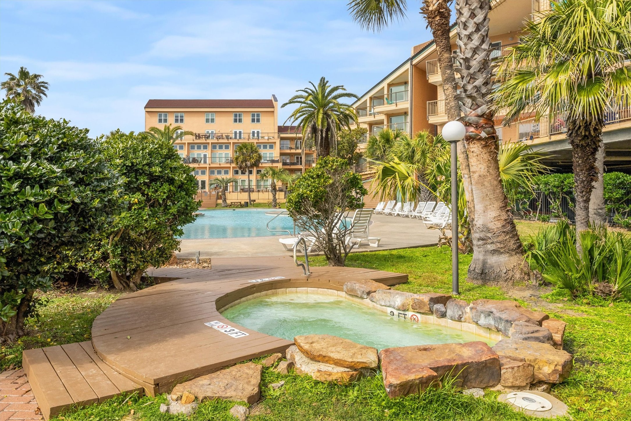 9520 Seawall Boulevard, #319, Galveston, TX 77554