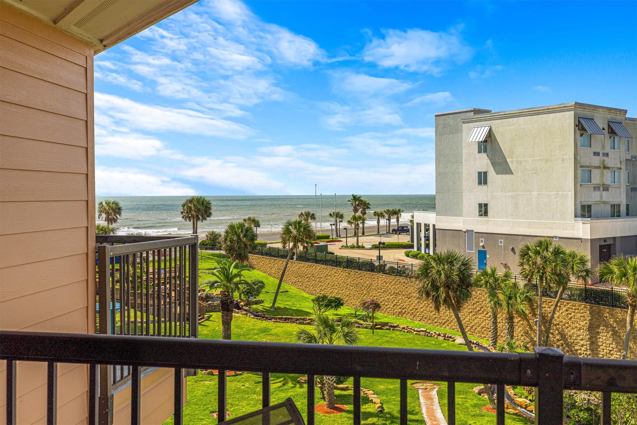 9520 Seawall Boulevard, #319, Galveston, TX 77554