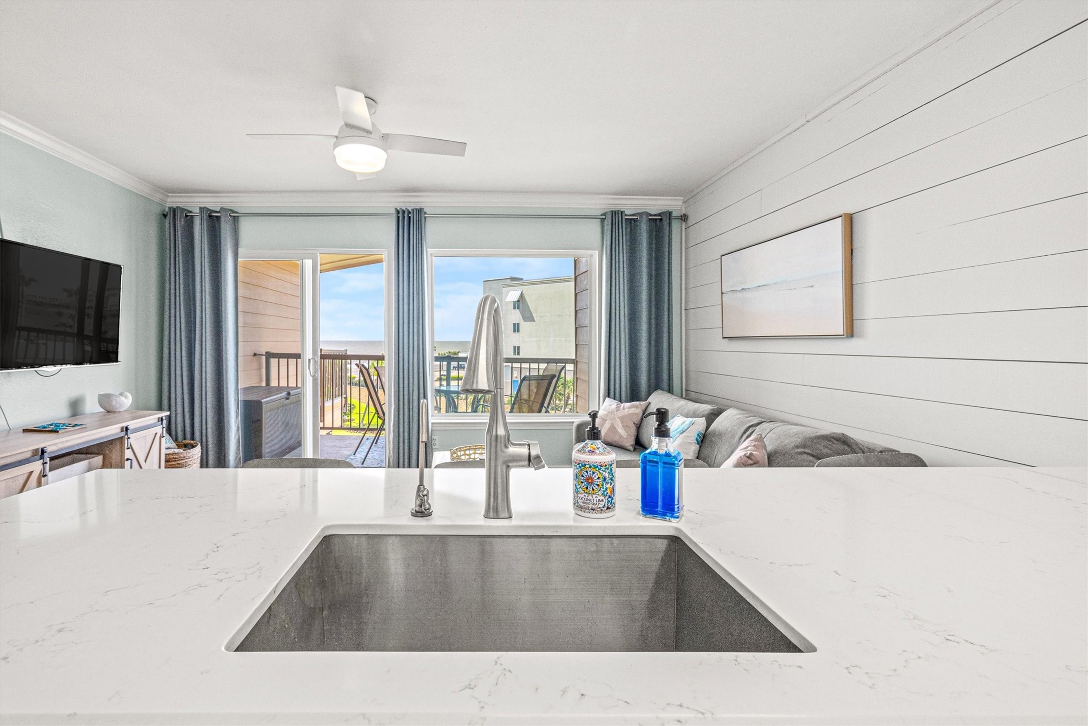 9520 Seawall Boulevard, #319, Galveston, TX 77554