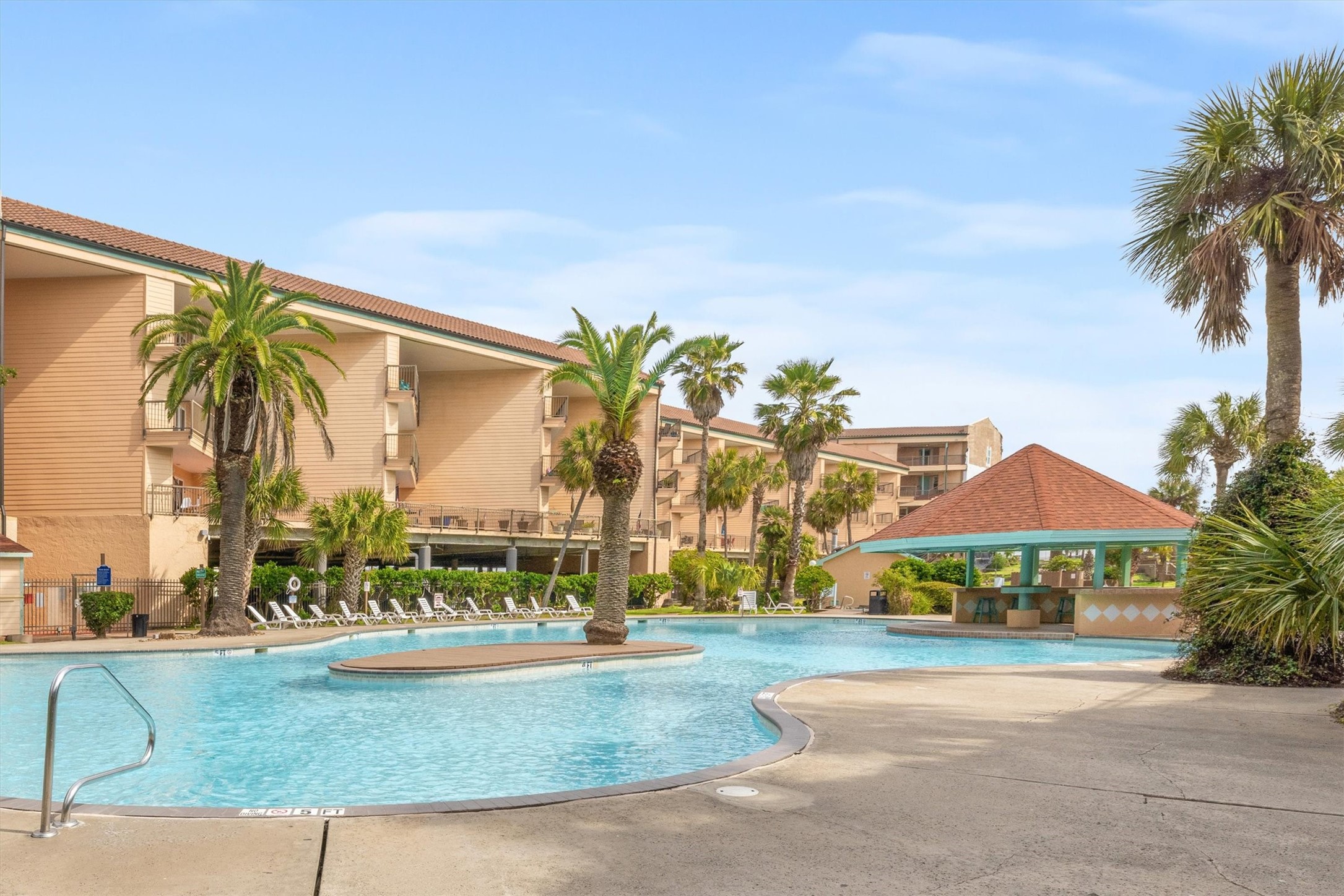9520 Seawall Boulevard, #319, Galveston, TX 77554
