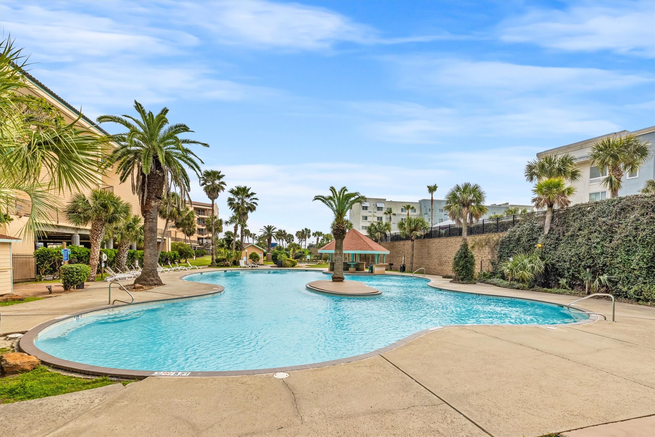 9520 Seawall Boulevard, #319, Galveston, TX 77554