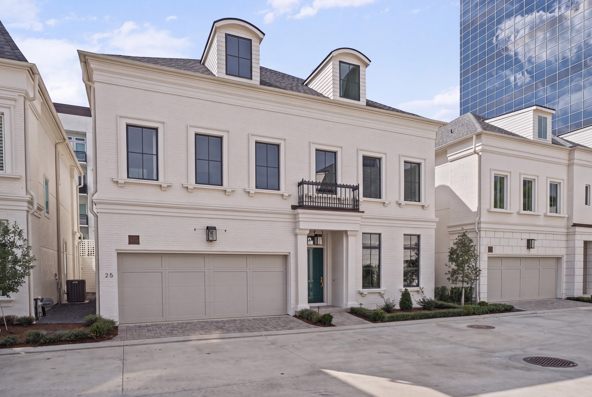 25 Wentworth Gate Path, Houston, TX 77027