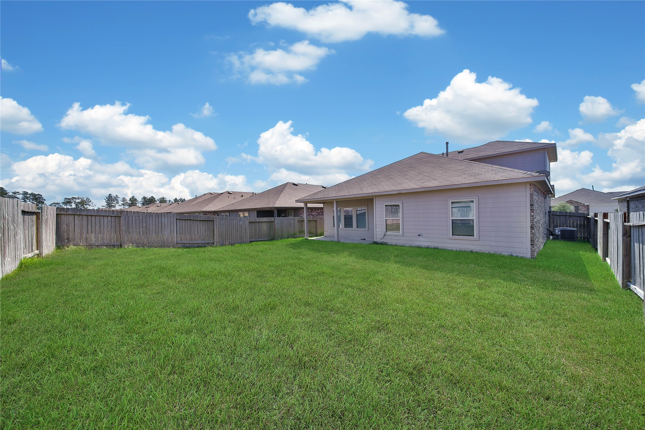 21323 Pine Mill Drive, New Caney, TX 77357