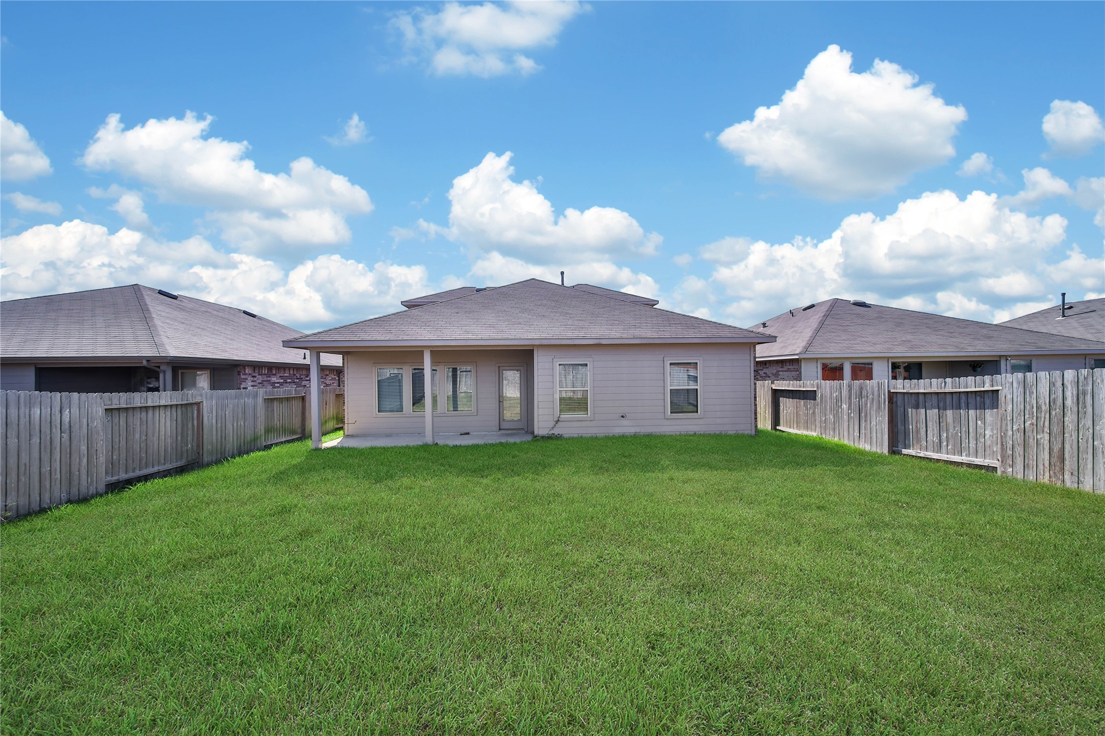 21323 Pine Mill Drive, New Caney, TX 77357
