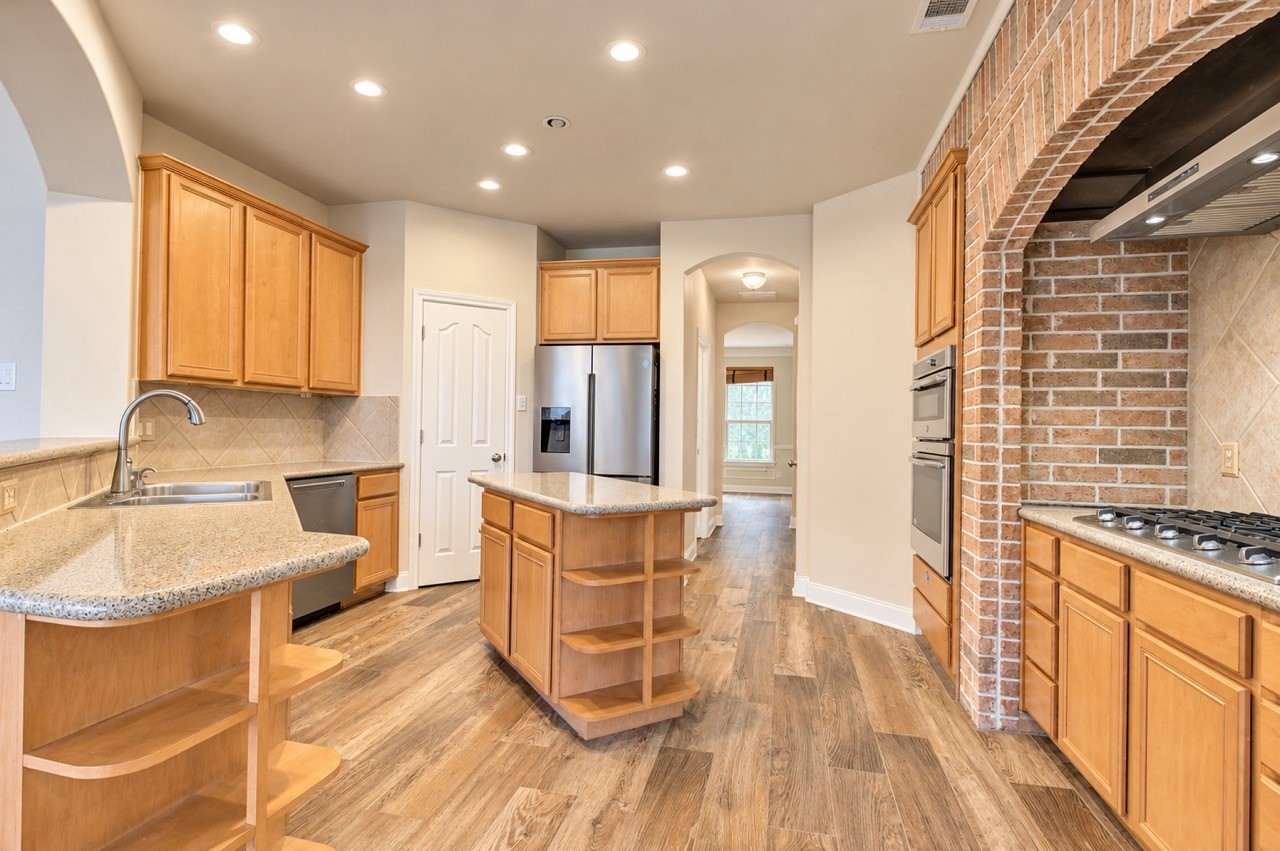 3319 Mill Hollow, Missouri City, TX 77459