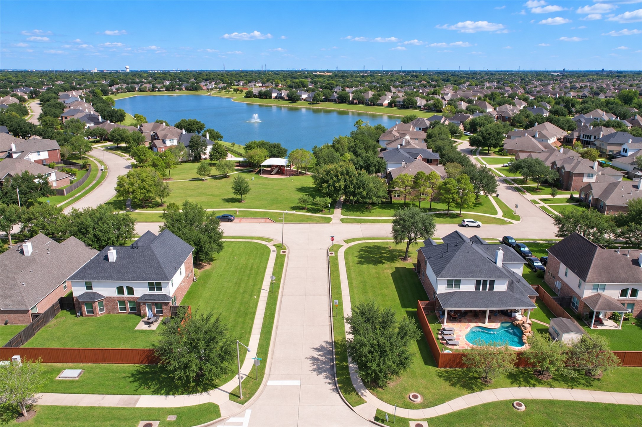 2207 Longspur Lane, League City, TX 77573 2207 Longspur Lane, League City, TX 77573