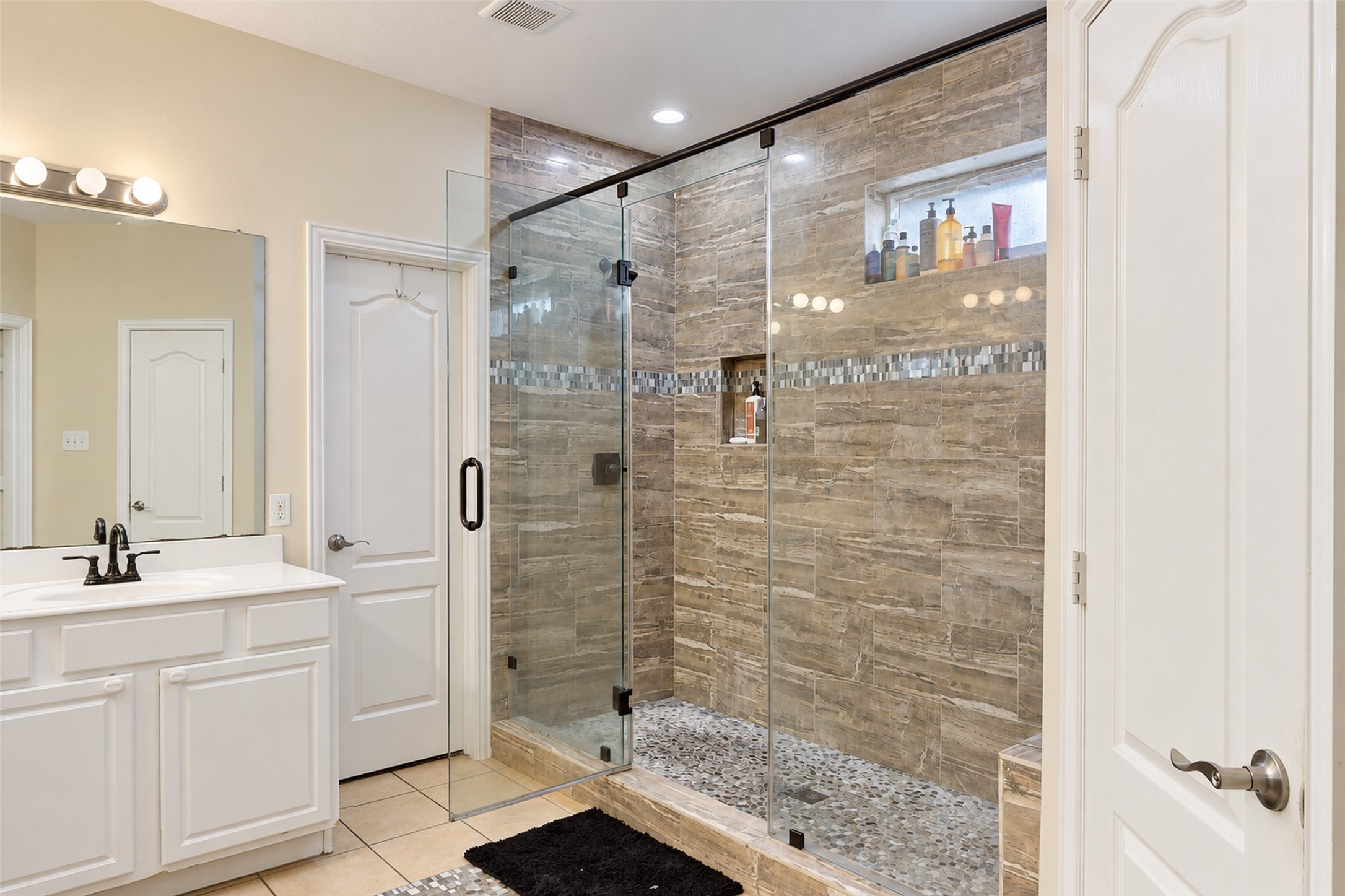 2207 Longspur Lane, League City, TX 77573