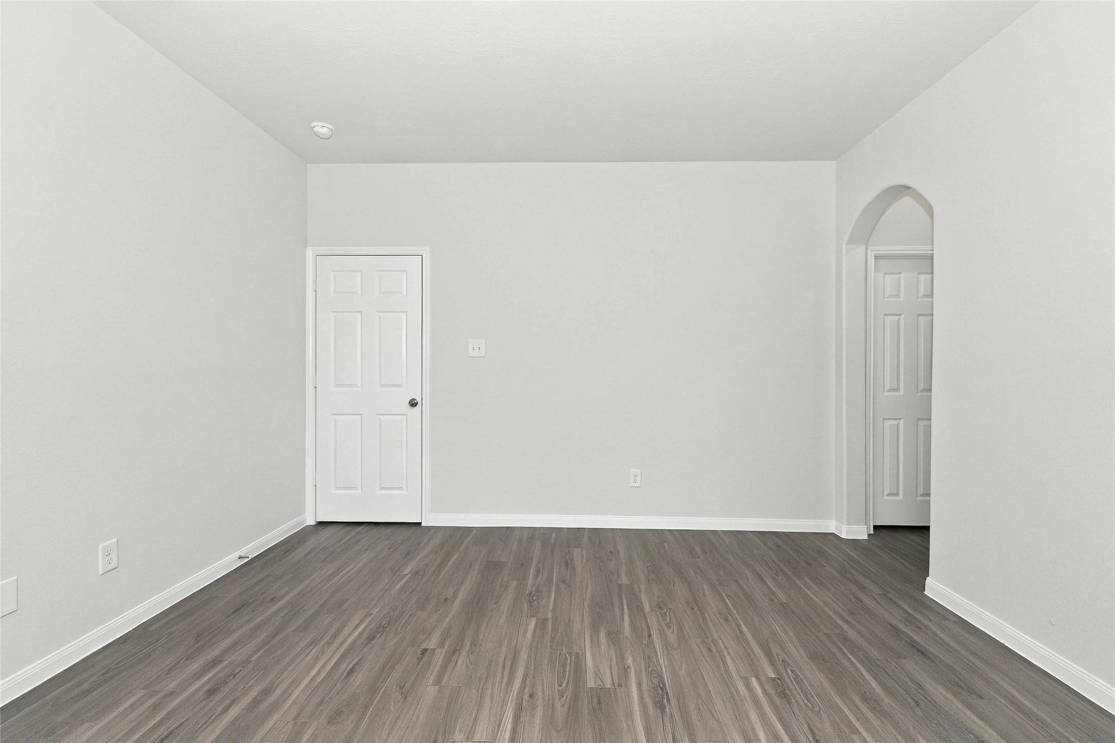 Photos may be representative of the floor plan and not the exact home. Finishes, layout, and features of the actual property for lease may vary.