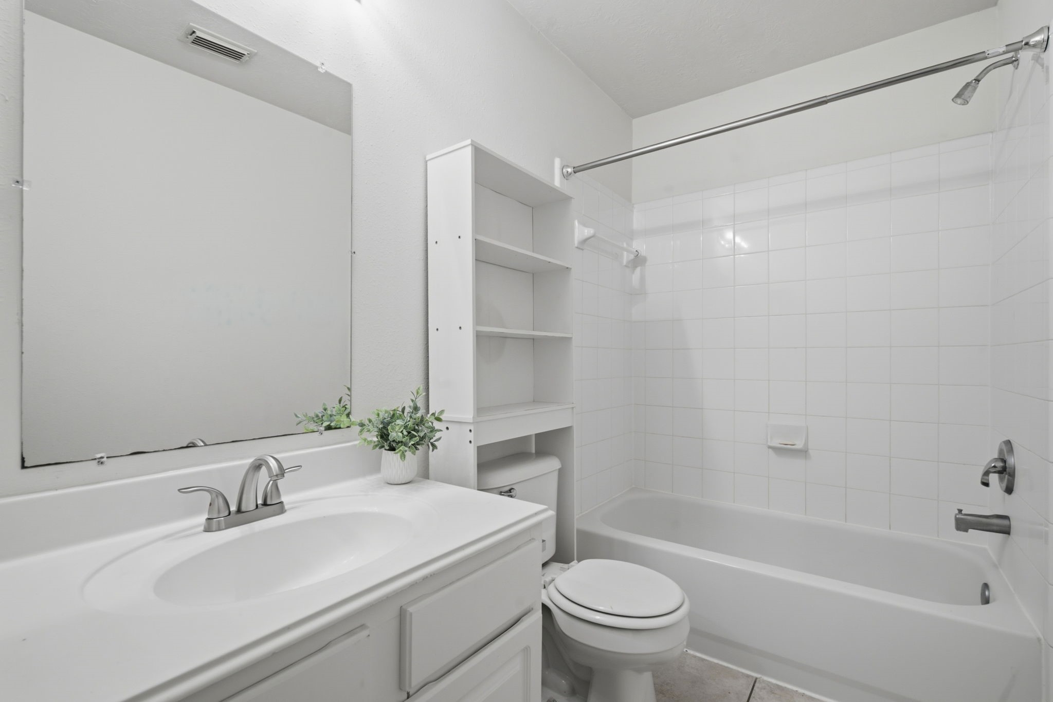 Secondary bathroom