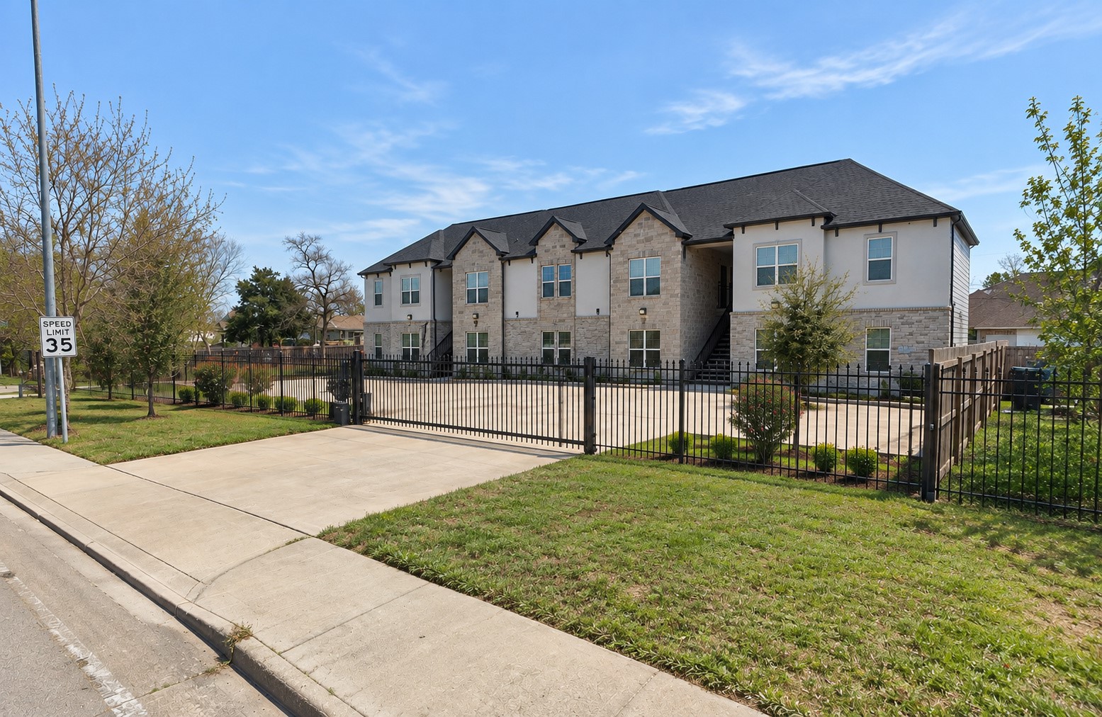 2942 Altoona Street, Houston, TX 77020