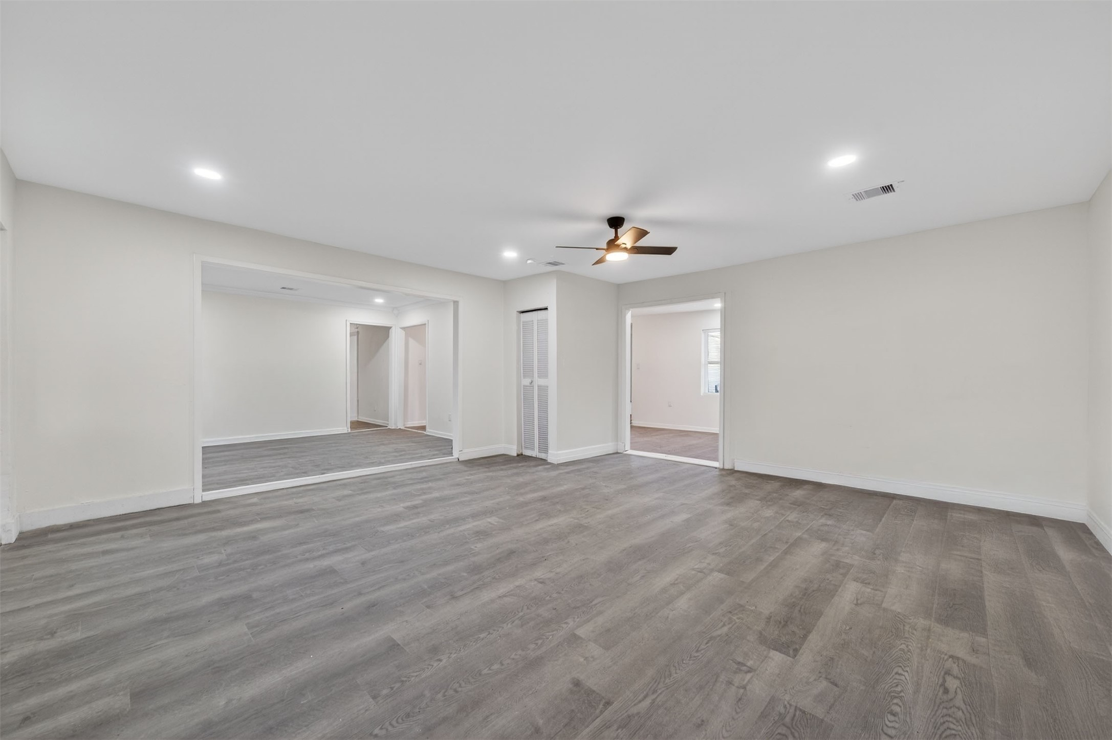 4119 Ebbtide Drive, Houston, TX 77045