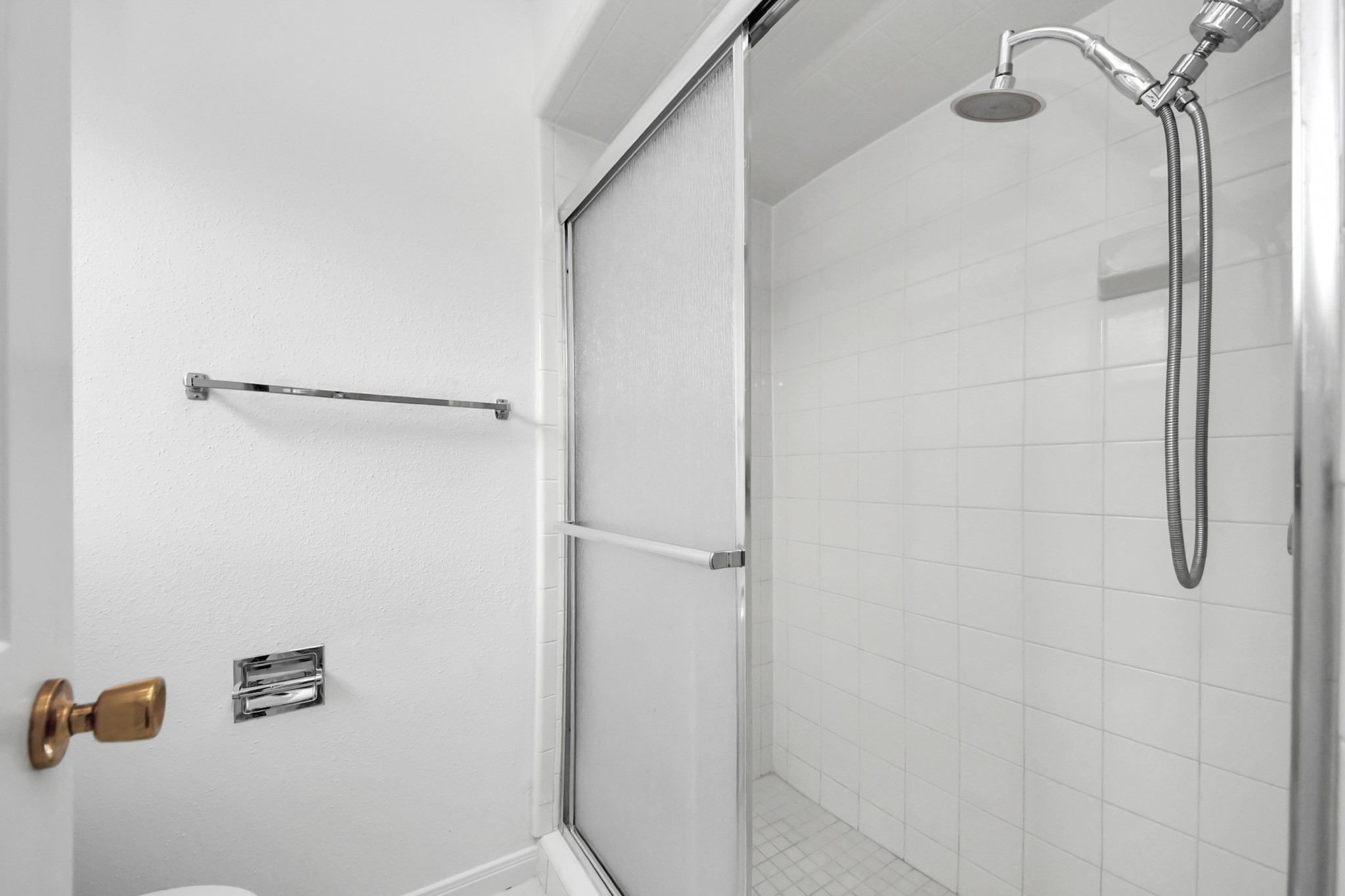 10411 Glenkirk Drive, Houston, TX 77089