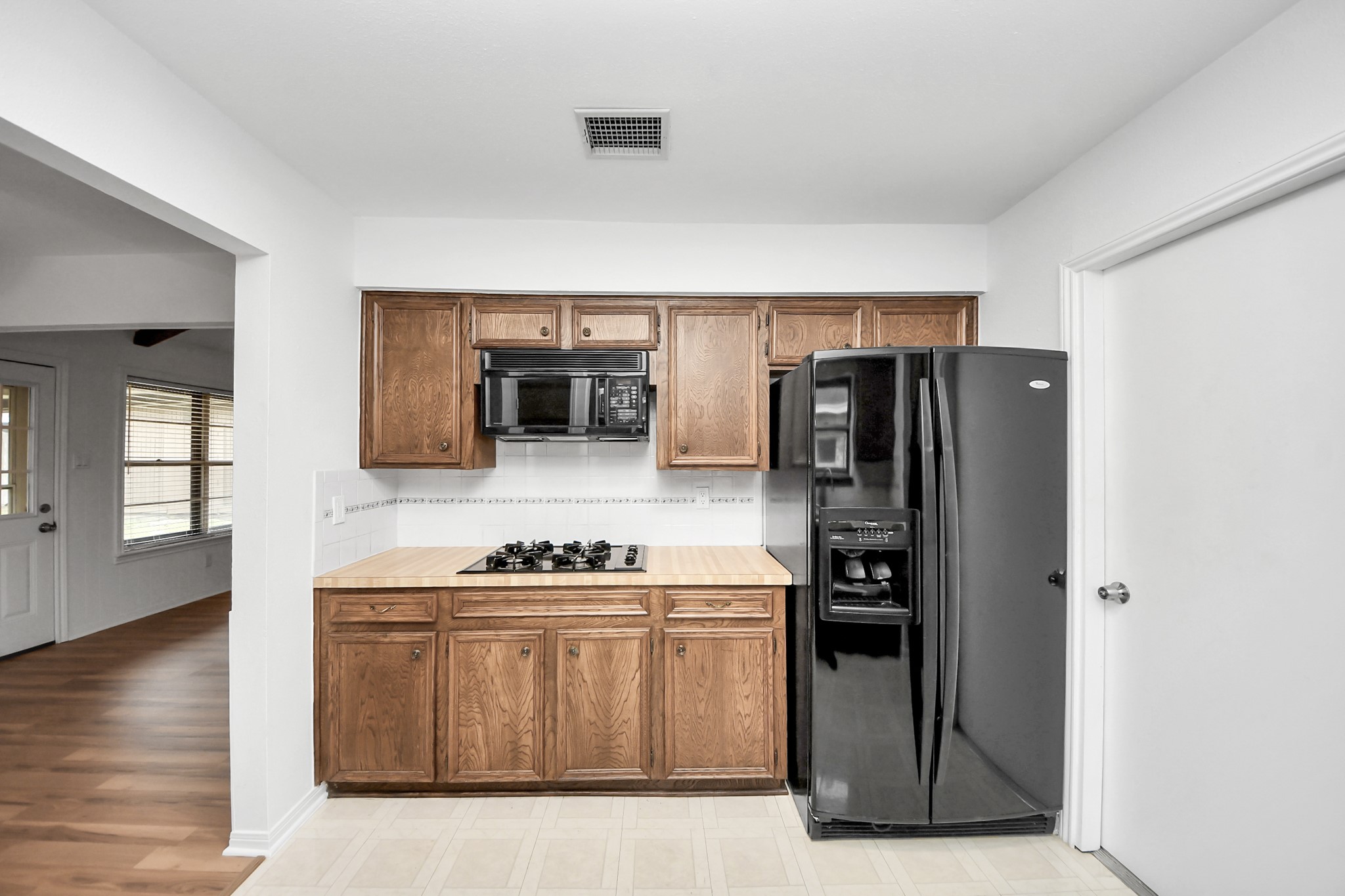 10411 Glenkirk Drive, Houston, TX 77089