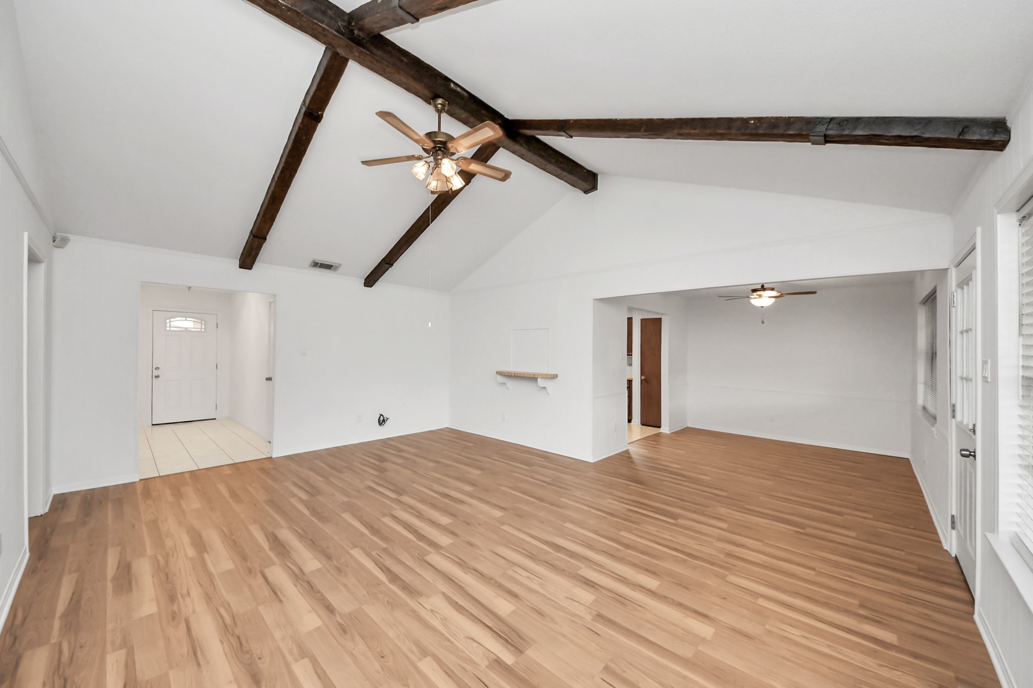 10411 Glenkirk Drive, Houston, TX 77089