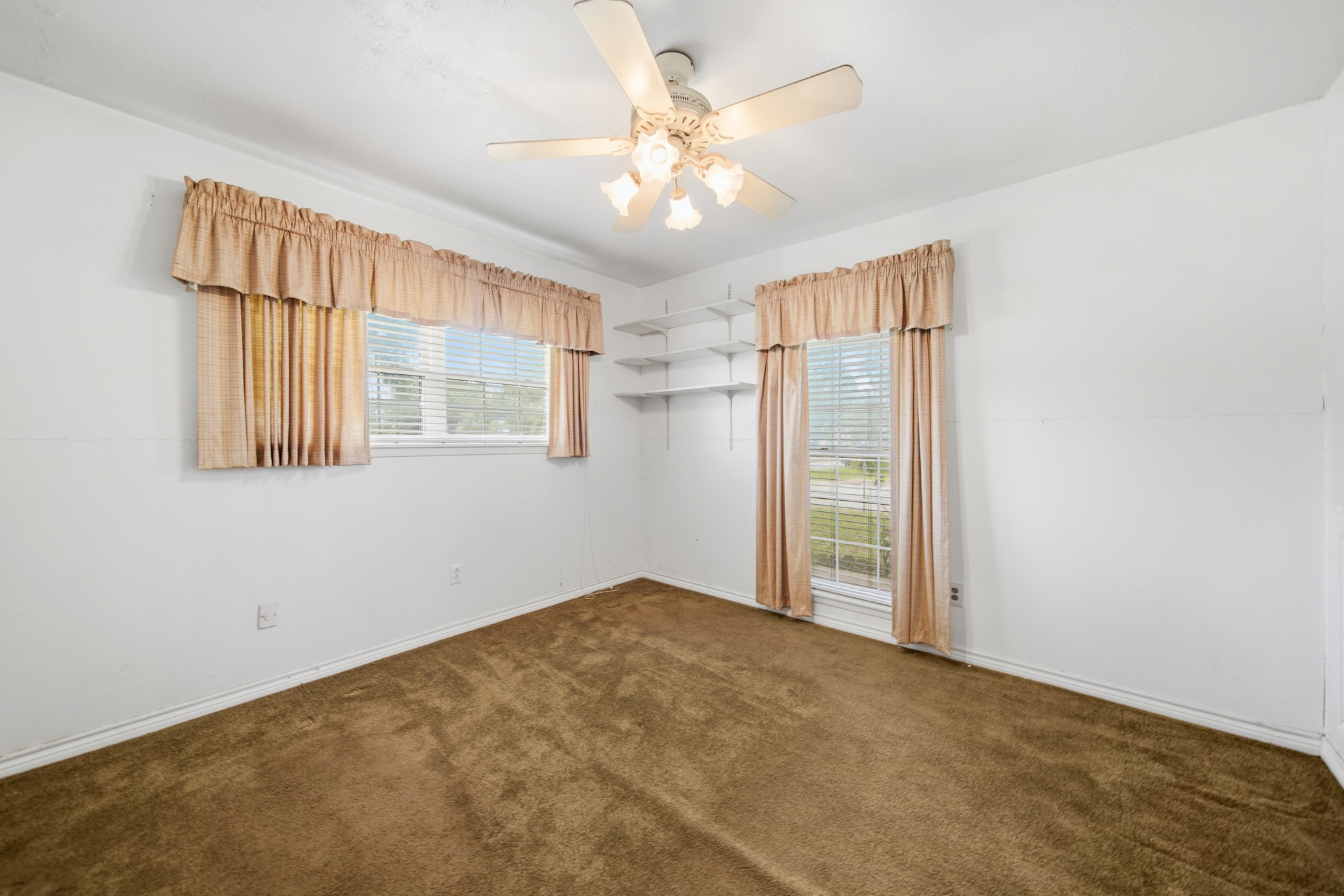 Secondary bedroom 2