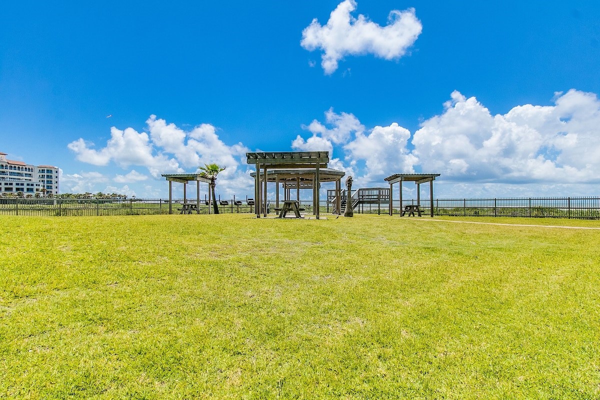 Picnic area and BBQ pits