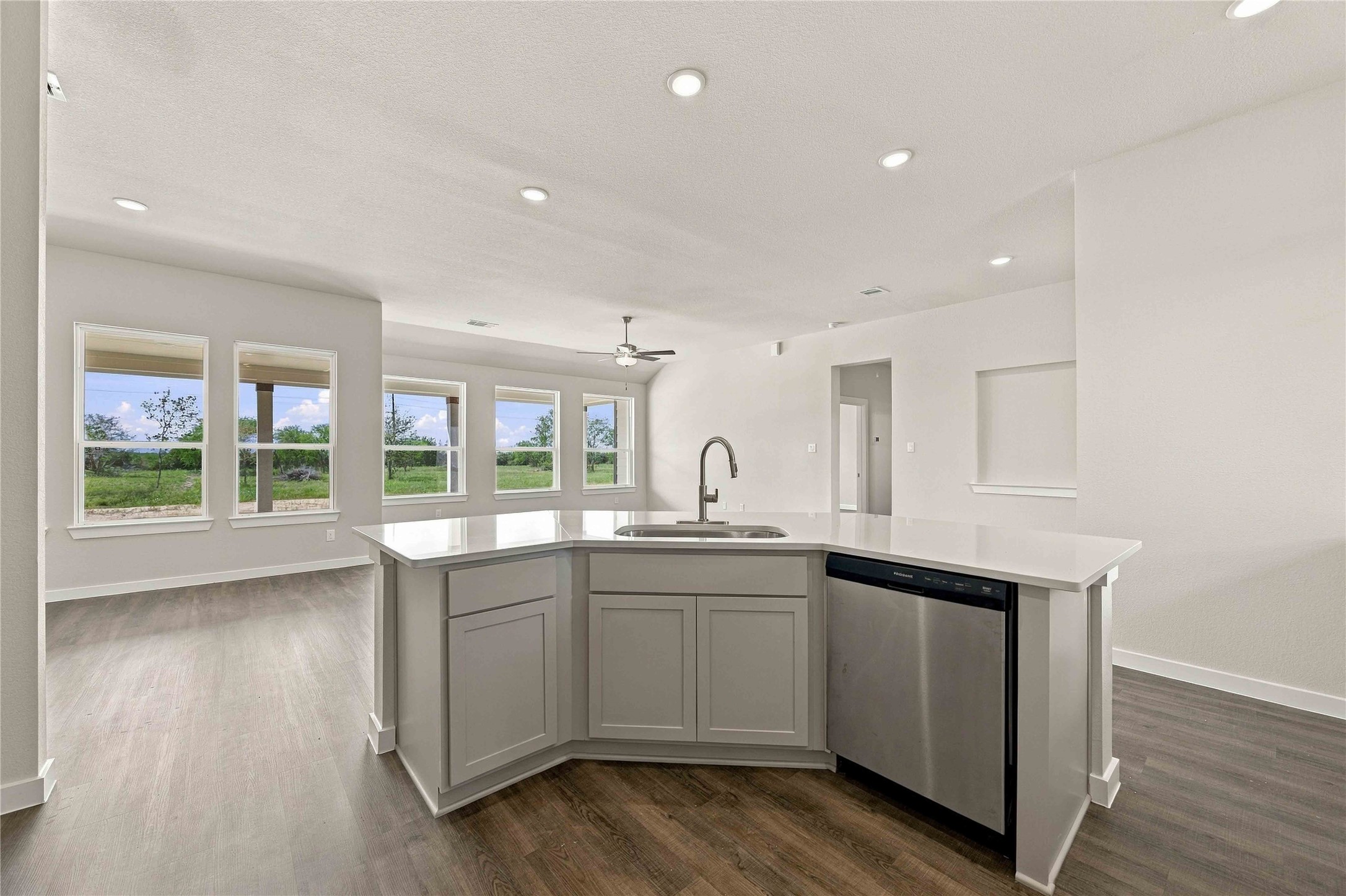 1338 Westfork Drive, Sealy, TX 77474 1338 Westfork Drive, Sealy, TX 77474