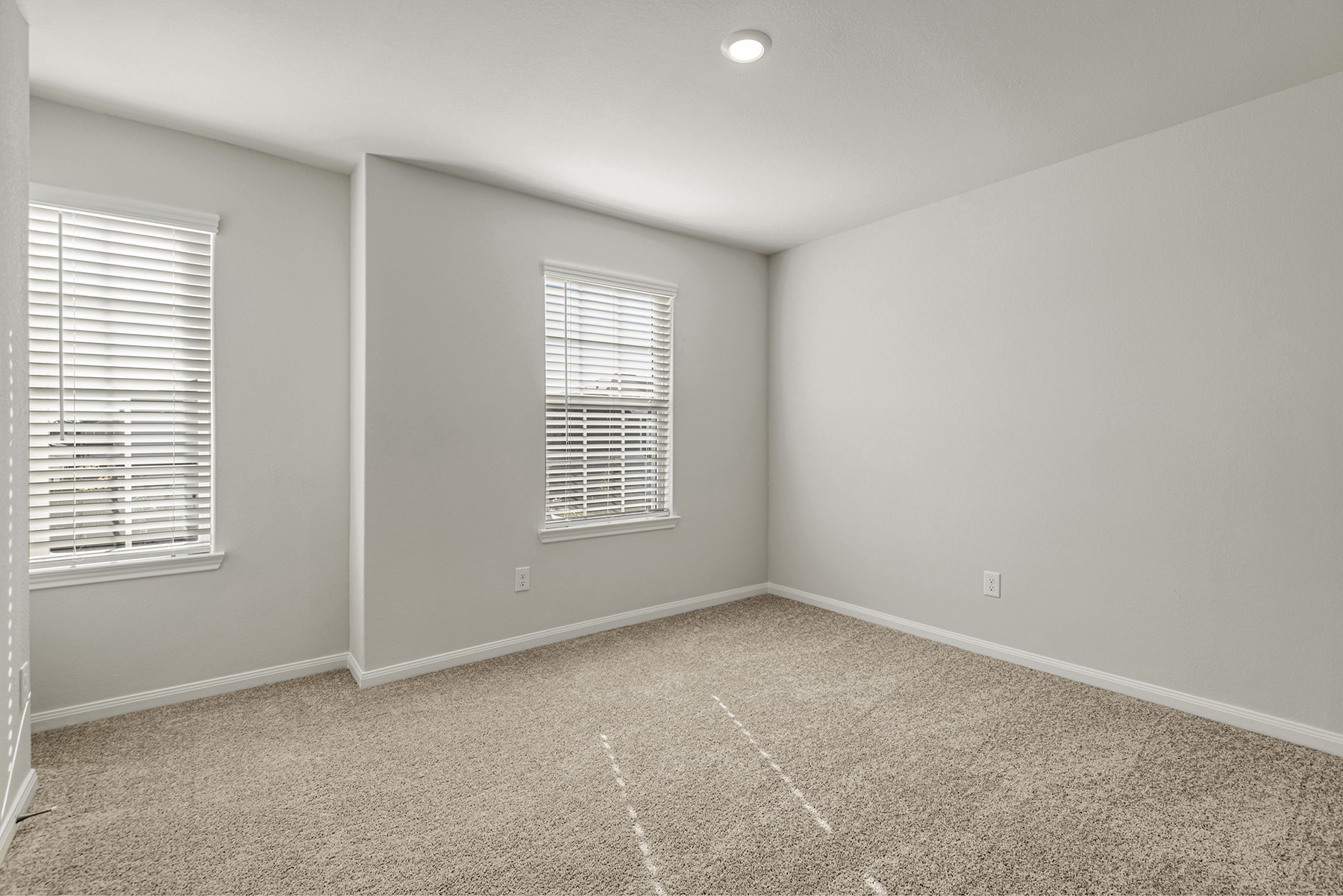 8320 Sunberry Shadow Drive, Houston, TX 77016