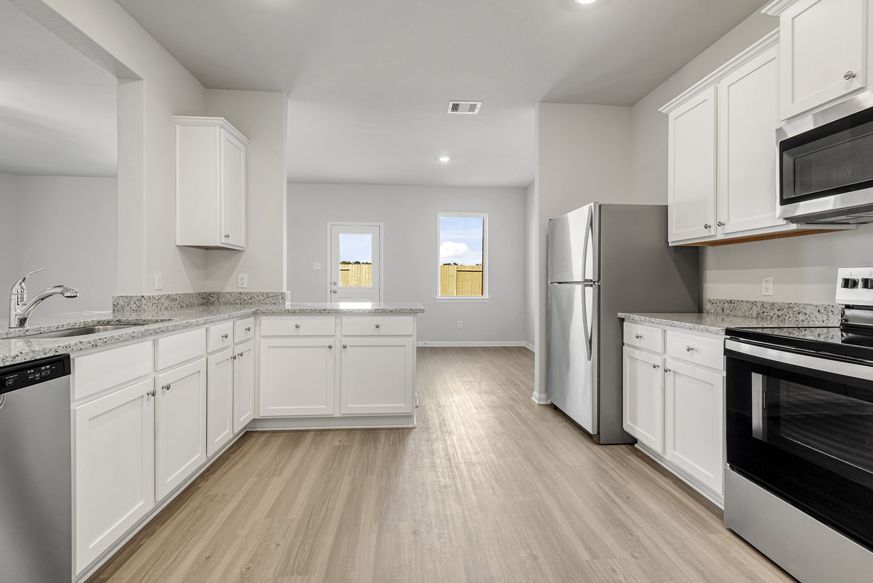 8320 Sunberry Shadow Drive, Houston, TX 77016