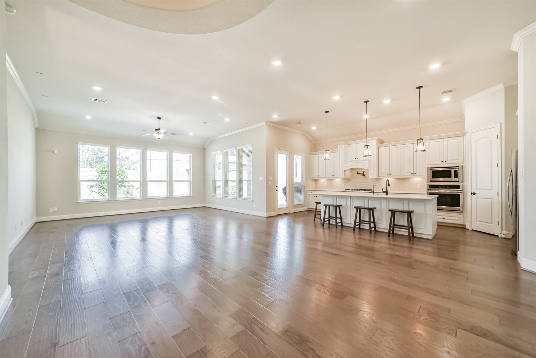 5046 Robin Park Court, Porter, TX 77365 5046 Robin Park Court, Porter, TX 77365