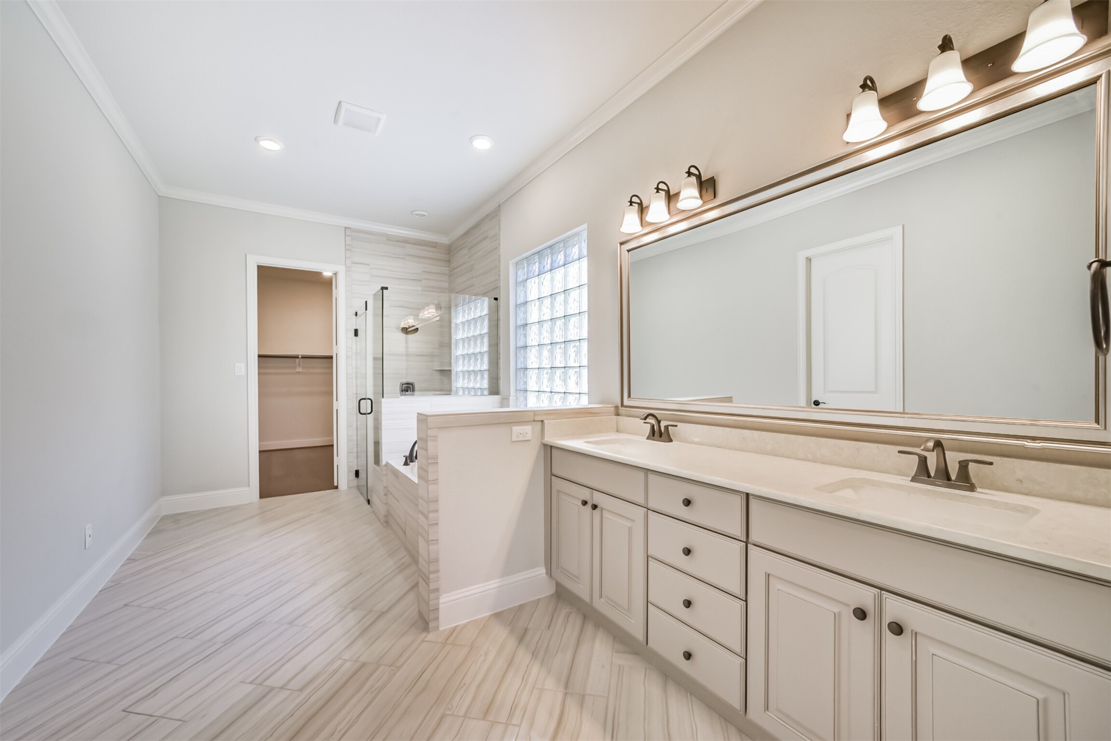 5046 Robin Park Court, Porter, TX 77365