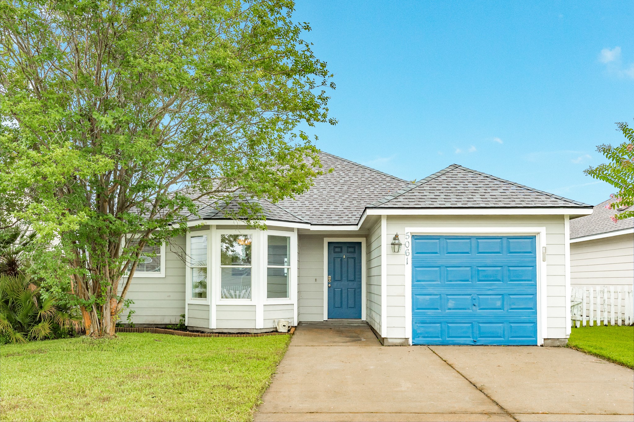 5061 Hauna Lane, Dickinson, TX 77539 5061 Hauna Lane, Dickinson, TX 77539