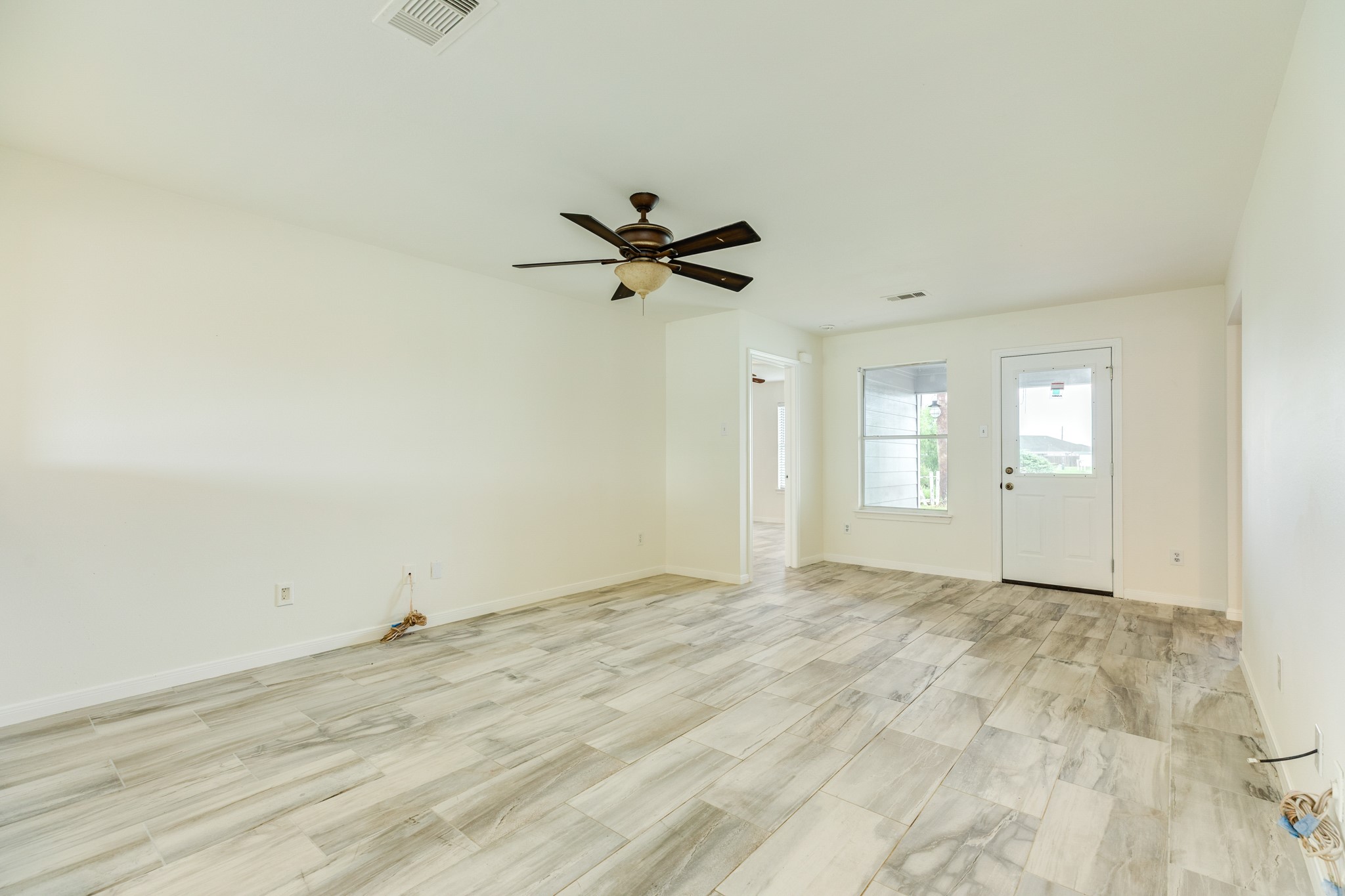 5061 Hauna Lane, Dickinson, TX 77539 5061 Hauna Lane, Dickinson, TX 77539