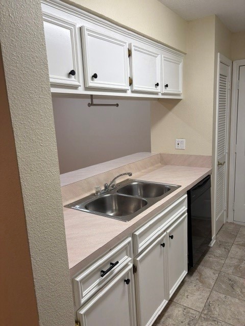 8029 Lawrence Street, Hitchcock, TX 77563