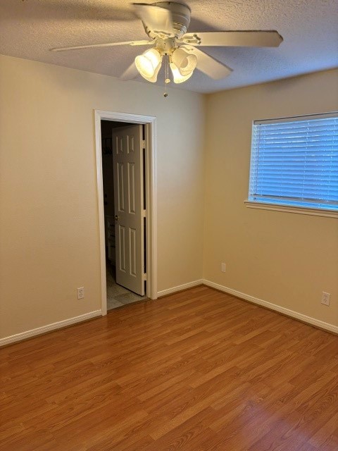 8029 Lawrence Street, Hitchcock, TX 77563