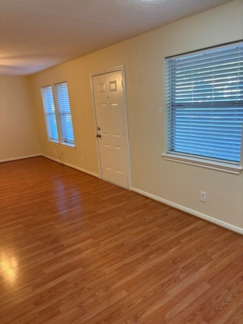 8029 Lawrence Street, Hitchcock, TX 77563