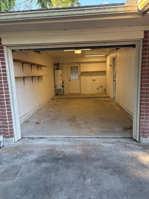 8029 Lawrence Street, Hitchcock, TX 77563