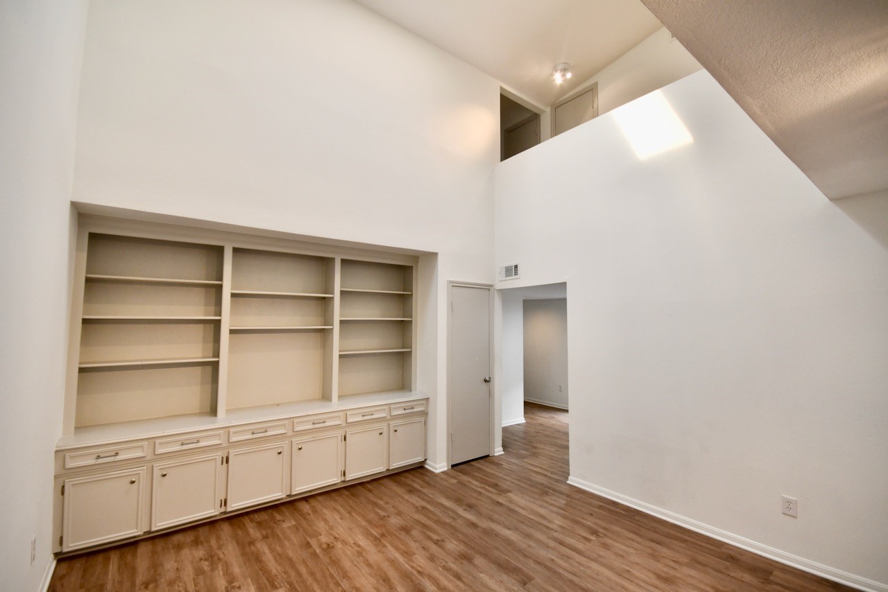 4404 Basswood Lane, Bellaire, TX 77401