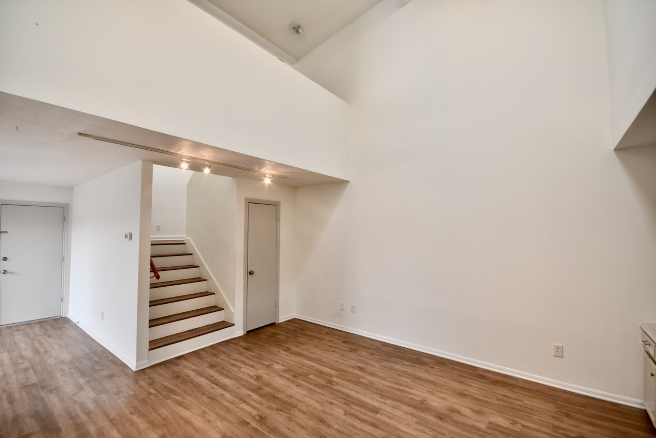 4404 Basswood Lane, Bellaire, TX 77401