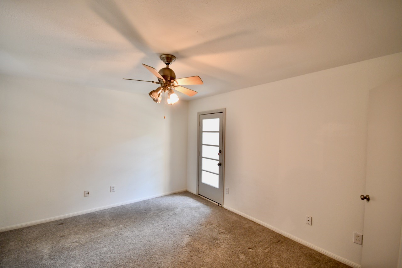 4404 Basswood Lane, Bellaire, TX 77401